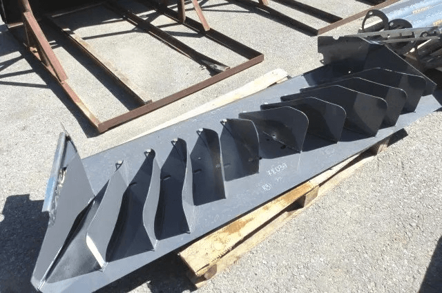 Дефлектор (разбрасыватель) измельчителя Палессе (НВ) - изображение 1 из 1