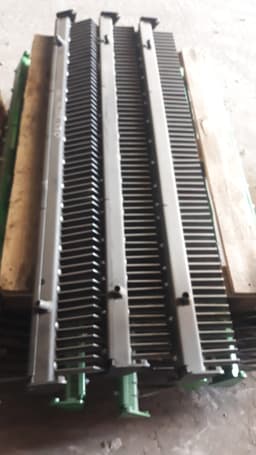 Брус противорежущий в сборе с ножами (41 нож) (Дон-1500Б, Акрос) (Н+) - миниатюра 1 из 1